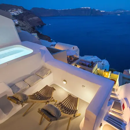Hector Cave House *